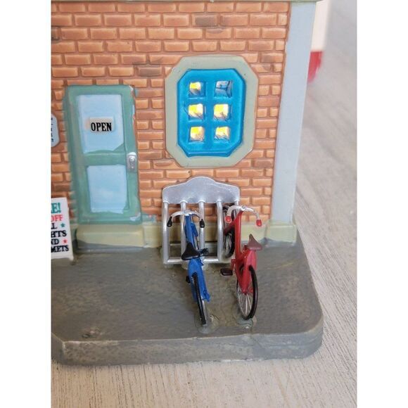 Lemax Comet bikes 2012 Village accessory Xmas - Picture 5 of 12